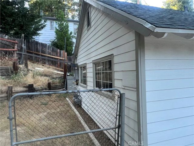 31144 All View, Running Springs, CA 92382