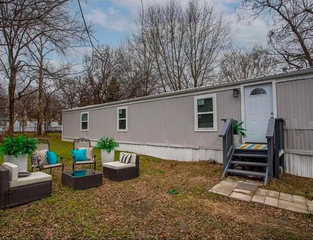 9874 Lake Shore Drive, Wills Point, TX 75169