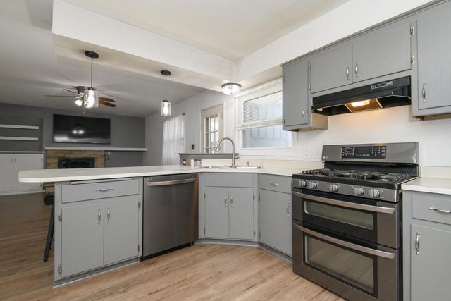 5515 N Shasta DRIVE, Glendale, WI 53209