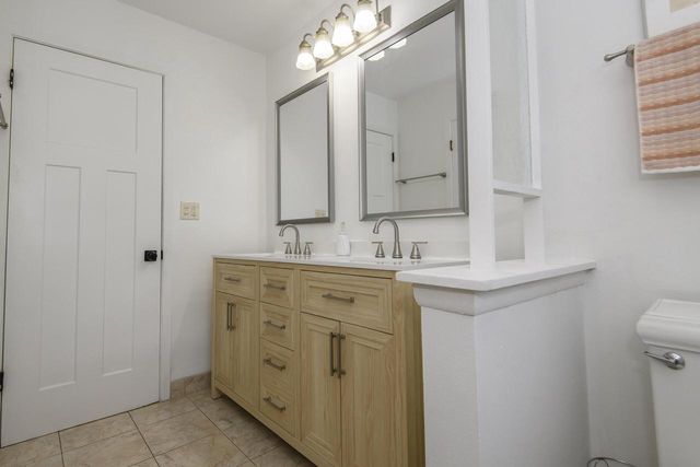 5515 N Shasta DRIVE, Glendale, WI 53209