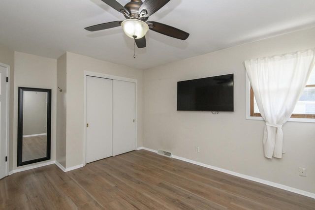 5515 N Shasta DRIVE, Glendale, WI 53209