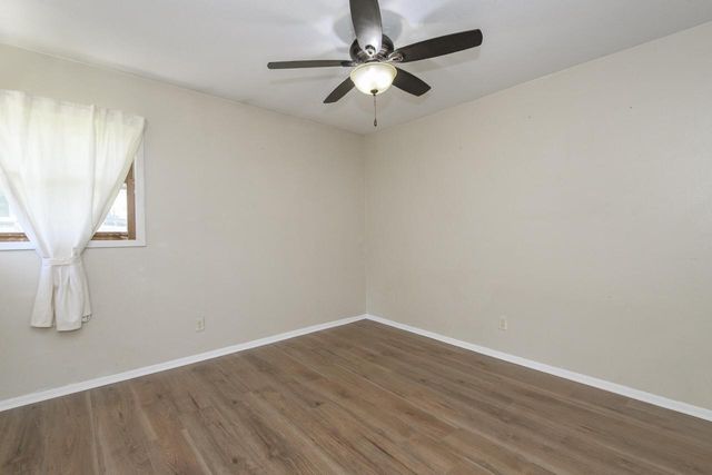 5515 N Shasta DRIVE, Glendale, WI 53209
