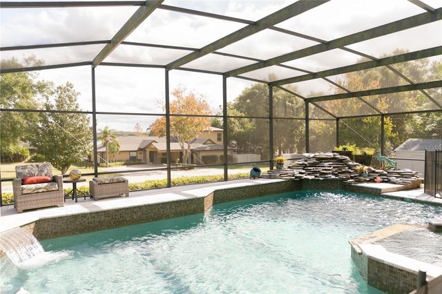 537 WOODLAWN CEMETERY ROAD, Gotha, FL 34734