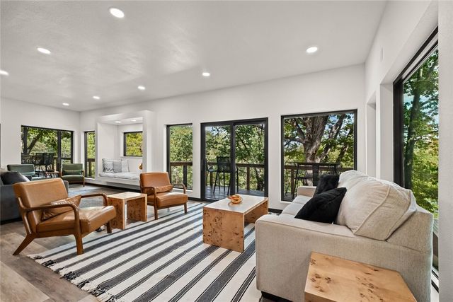 13501 Arrow Lane, Garfield, AR 72732