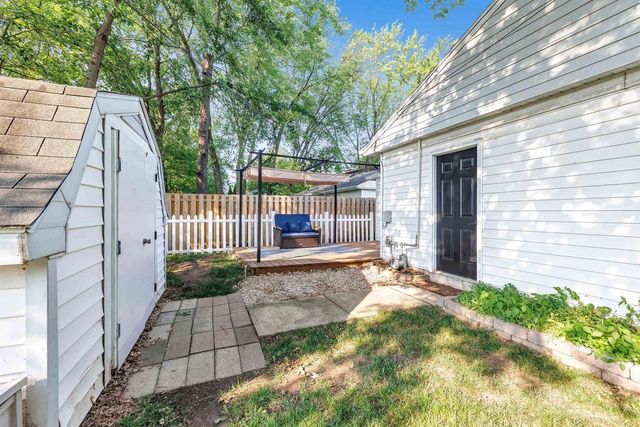 1149 LANGLADE AVENUE, Green Bay, WI 54304