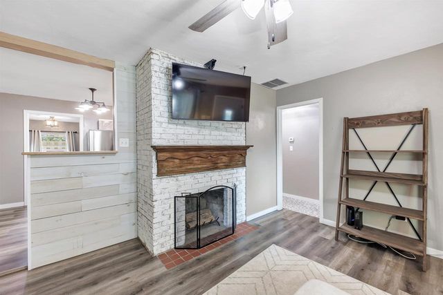1149 LANGLADE AVENUE, Green Bay, WI 54304