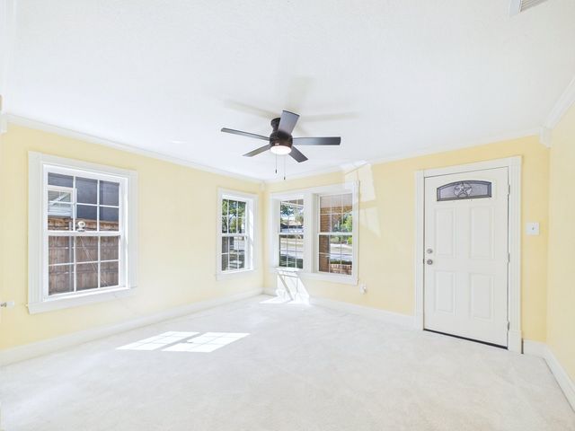 510 S Westmoreland Road, Dallas, TX 75211