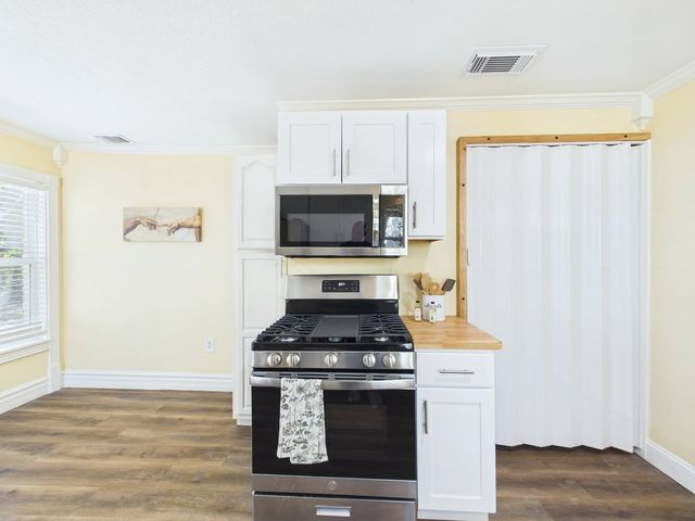 510 S Westmoreland Road, Dallas, TX 75211