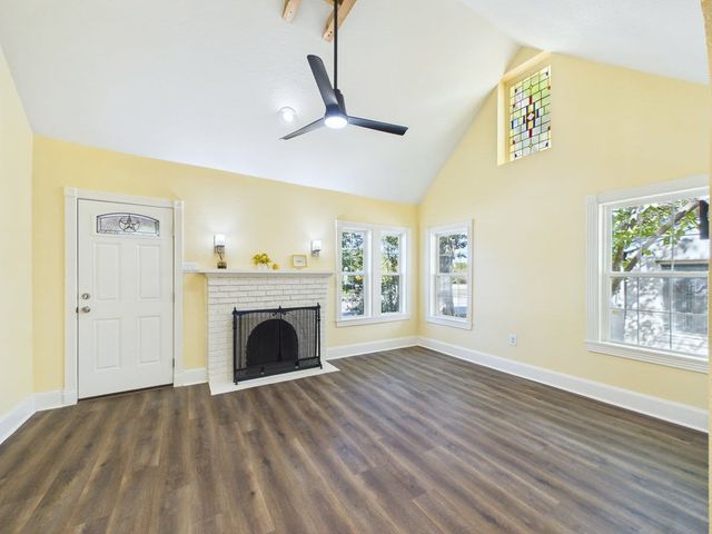 510 S Westmoreland Road, Dallas, TX 75211