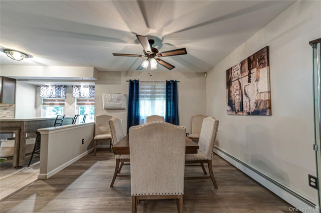 40 Golf Club Circle, Manorville, NY 11949