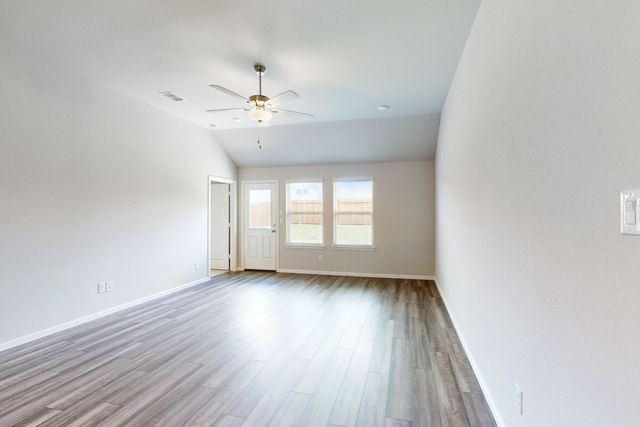 1817 Grassland Drive, Royse City, TX 75189