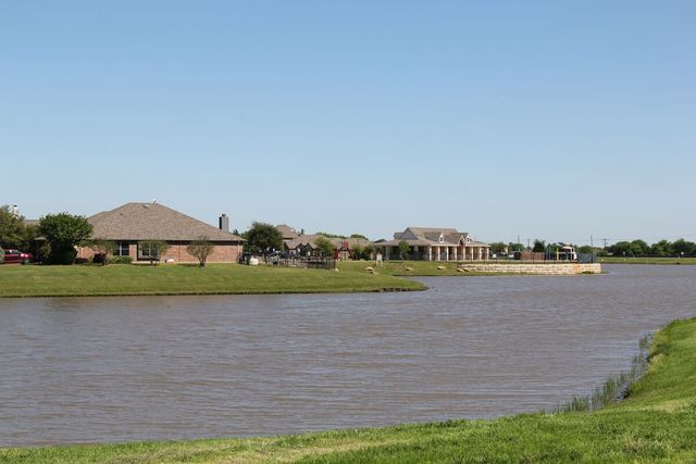 1817 Grassland Drive, Royse City, TX 75189