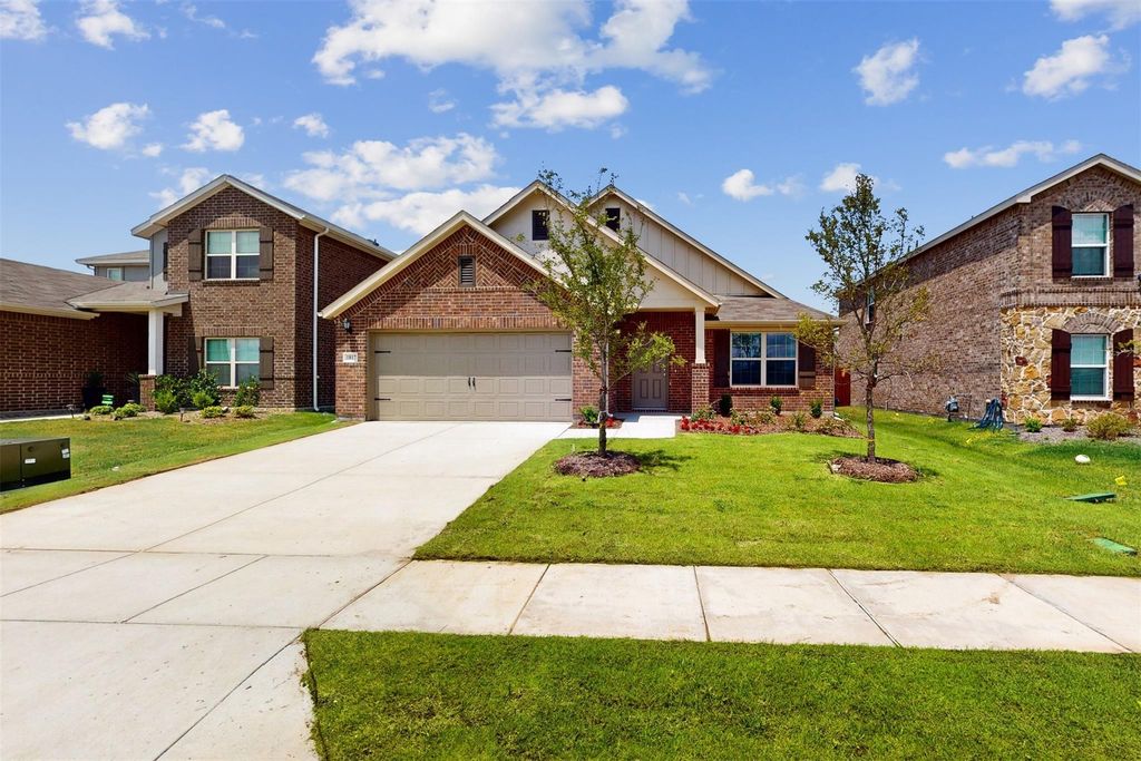1817 Grassland Drive, Royse City, TX 75189