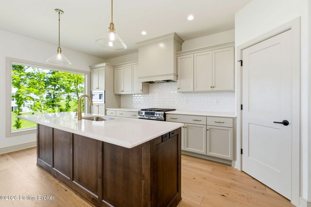 17319 Deer Crossing Trail, Louisville, KY 40023
