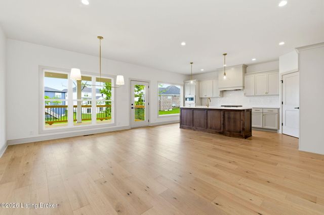 17319 Deer Crossing Trail, Louisville, KY 40023