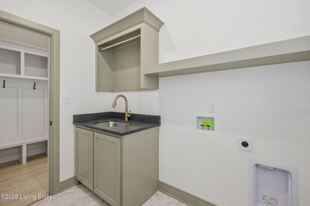 17319 Deer Crossing Trail, Louisville, KY 40023