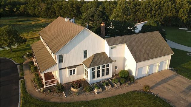 21515 S Prospect Avenue, Cleveland, MO 64734
