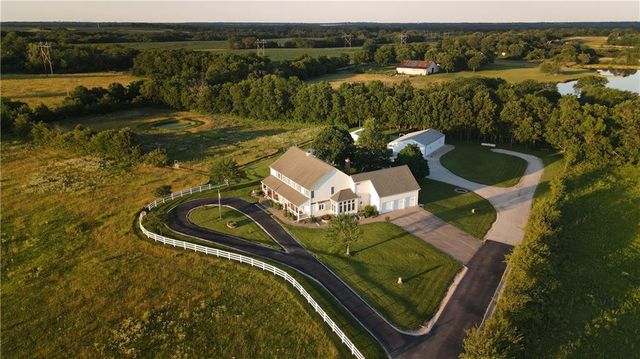 21515 S Prospect Avenue, Cleveland, MO 64734