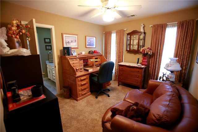 21515 S Prospect Avenue, Cleveland, MO 64734