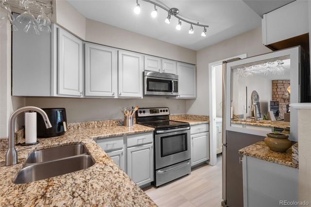 2793 E Nichols Circle, Littleton, CO 80122