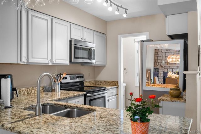 2793 E Nichols Circle, Littleton, CO 80122