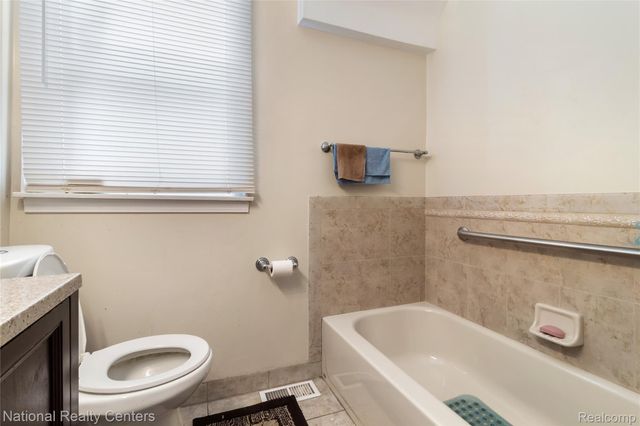 14376 Mansfield Street, Detroit, MI 48227