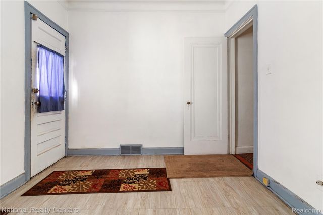 14376 Mansfield Street, Detroit, MI 48227