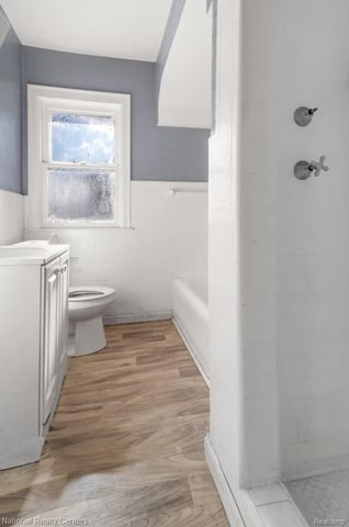 14376 Mansfield Street, Detroit, MI 48227