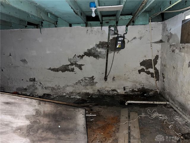 200 Brooklyn Avenue, Dayton, OH 45417