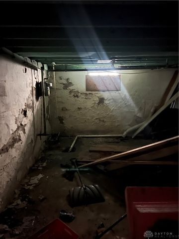 200 Brooklyn Avenue, Dayton, OH 45417