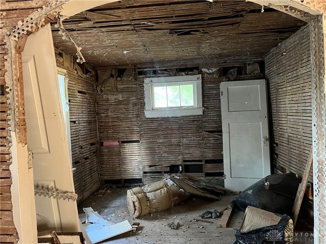 200 Brooklyn Avenue, Dayton, OH 45417