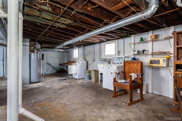 2332 8th Street, Wyandotte, MI 48192