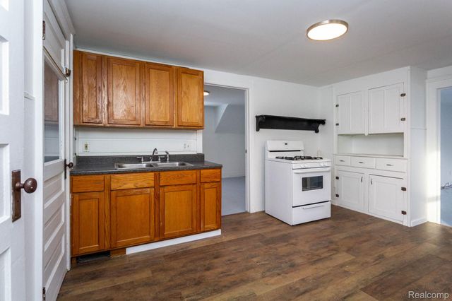 2332 8th Street, Wyandotte, MI 48192