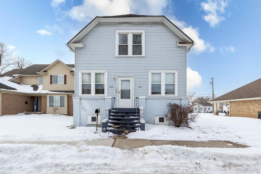 2332 8th Street, Wyandotte, MI 48192