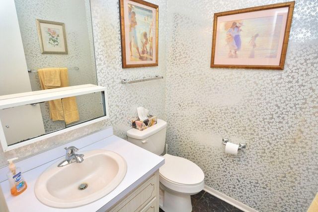1225 NW 21st Street 2010, Stuart, FL 34994