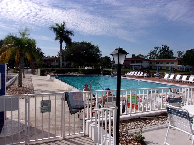 1225 NW 21st Street 2010, Stuart, FL 34994