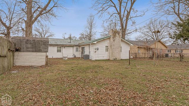 910 N Garden Drive N, Osceola, AR 72370