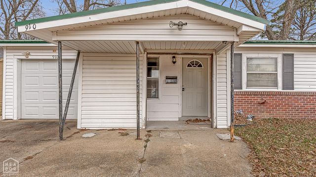 910 N Garden Drive N, Osceola, AR 72370