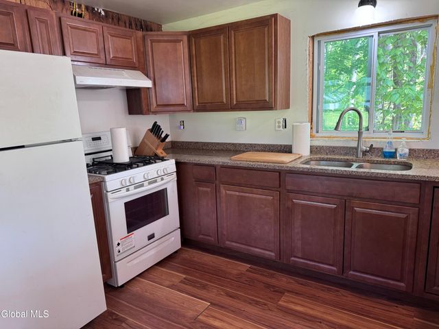 1706 State Highway 30, Mayfield, NY 12117
