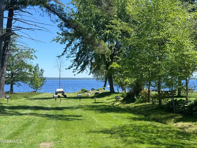1706 State Highway 30, Mayfield, NY 12117
