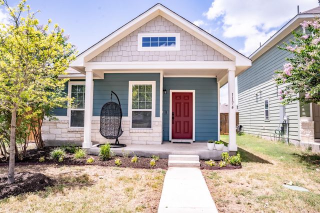 1174 Esplanade PKWY, San Marcos, TX 78666
