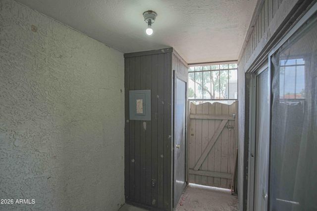 4820 N 89TH Avenue 104, Phoenix, AZ 85037