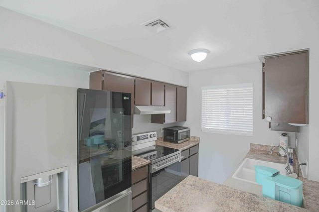 4820 N 89TH Avenue 104, Phoenix, AZ 85037