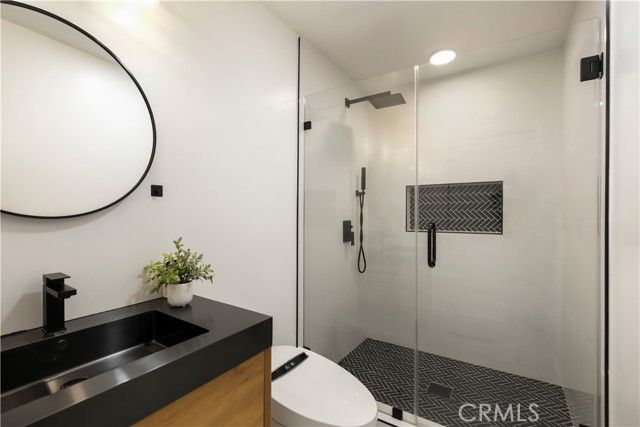 22 Rue Cannes, Newport Beach, CA 92660