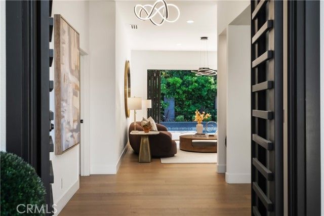 22 Rue Cannes, Newport Beach, CA 92660