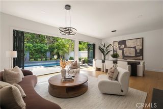 22 Rue Cannes, Newport Beach, CA 92660