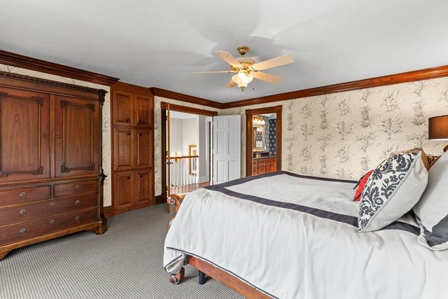 2890 Autumn Woods Drive, Chaska, MN 55318