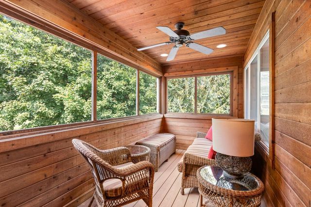 2890 Autumn Woods Drive, Chaska, MN 55318