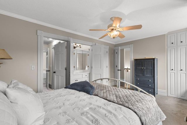 2890 Autumn Woods Drive, Chaska, MN 55318