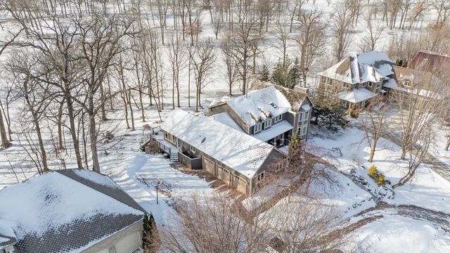 2890 Autumn Woods Drive, Chaska, MN 55318